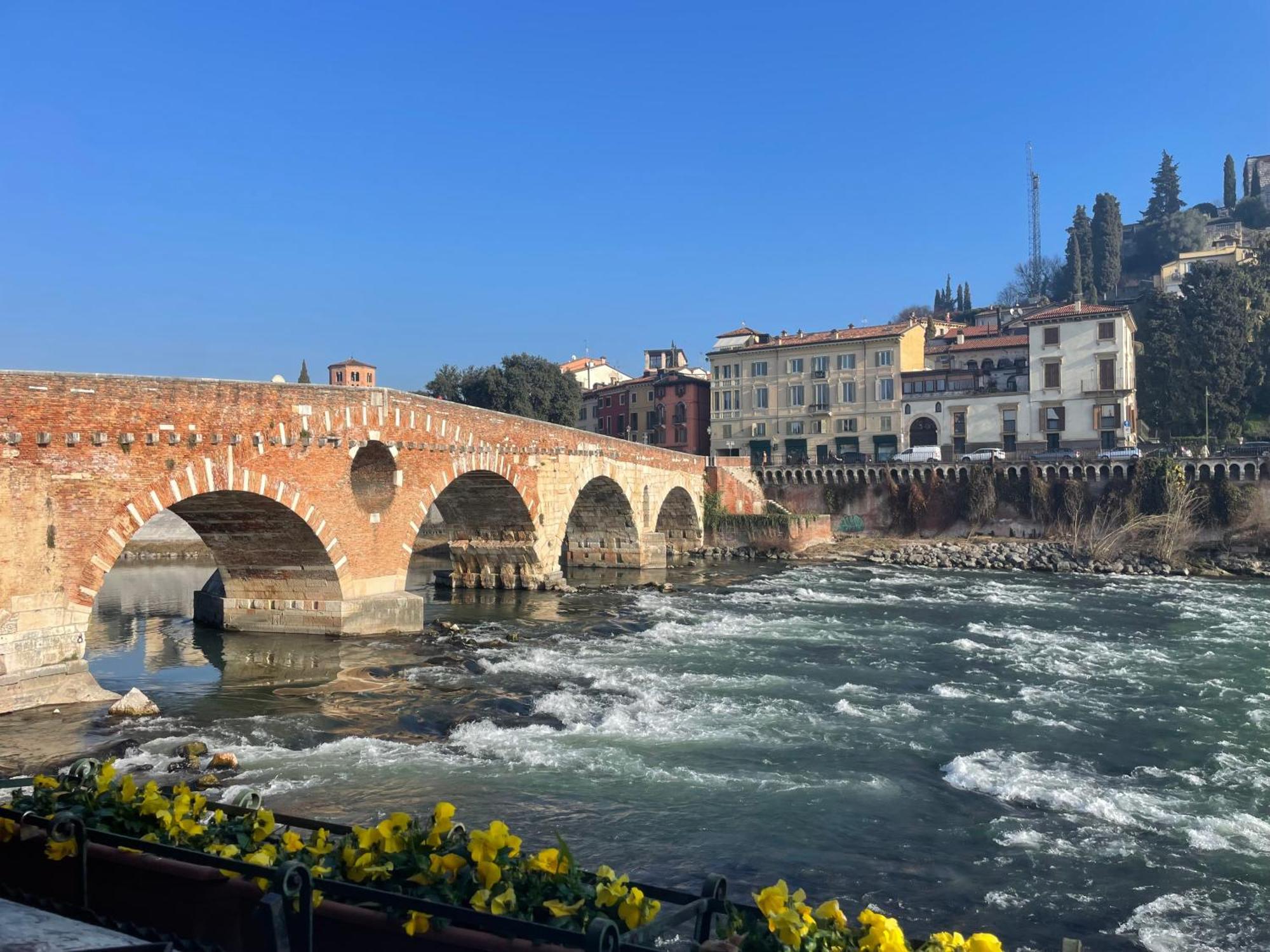 Primavera Al Teatro Romano Verona Exteriér fotografie