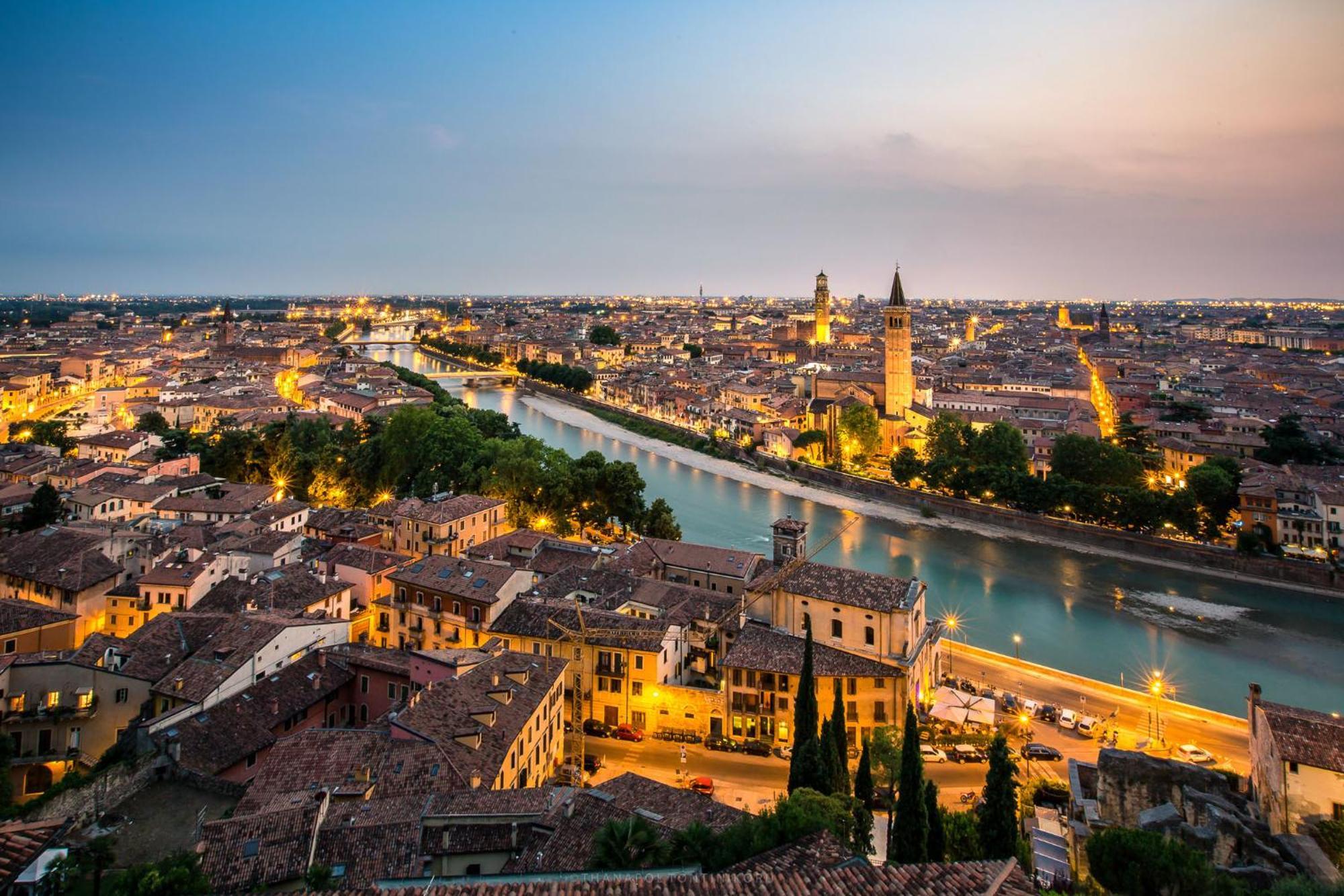 Primavera Al Teatro Romano Verona Exteriér fotografie
